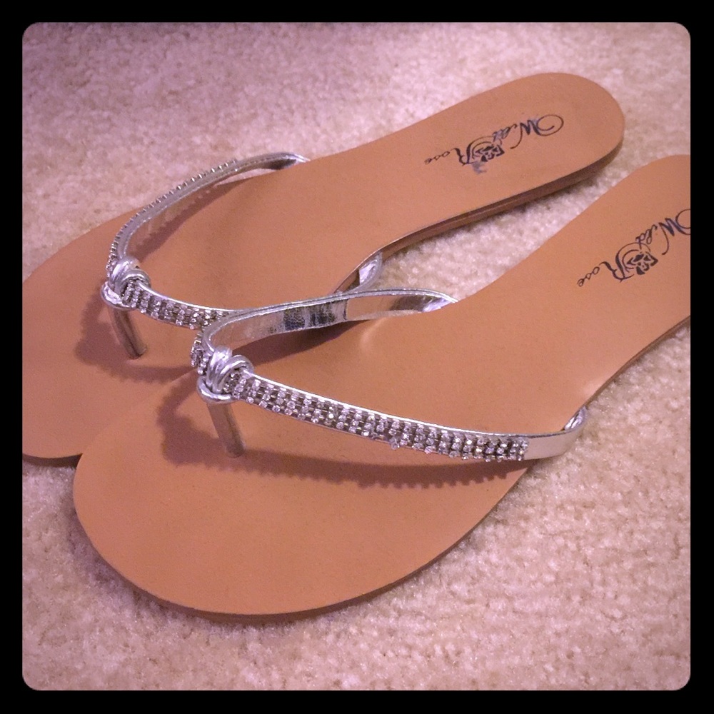 Rhinestone flip flops